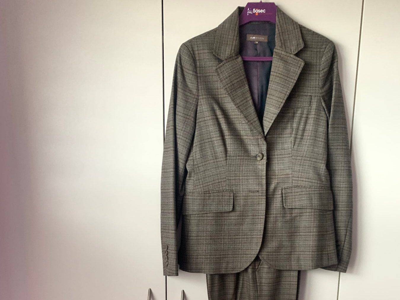 Giacche: Veste de tailleur / Blazer JJB Benson taille 38 – Usato da Colombier NE venduto da Nikkon