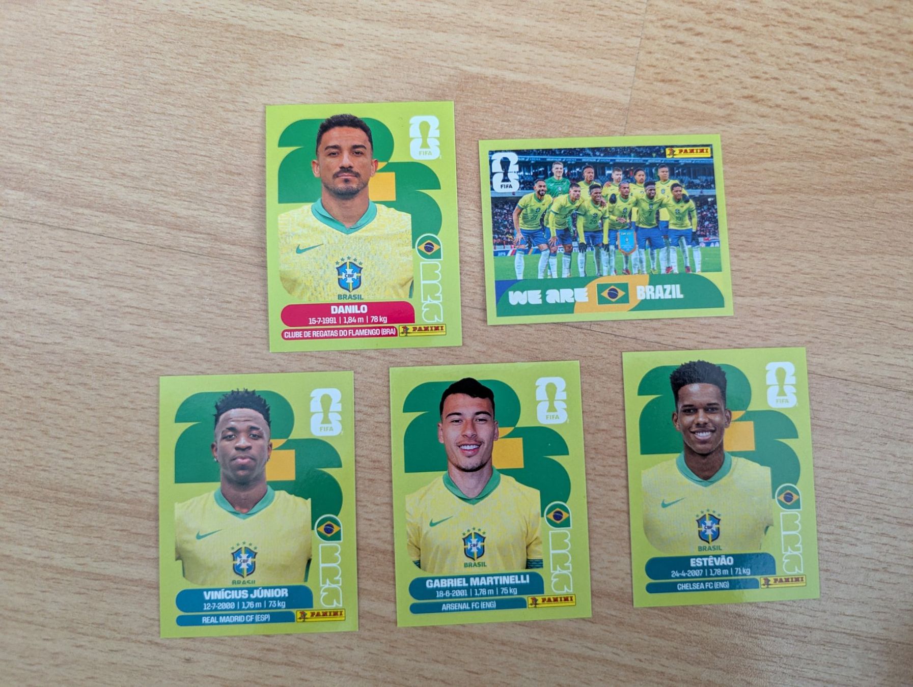 Panini Carte collezionabili: Panini WM 2026 verschiedene Bilder BRA – Nuovo (secondo la descrizione) da Horgen venduto da Danosh17