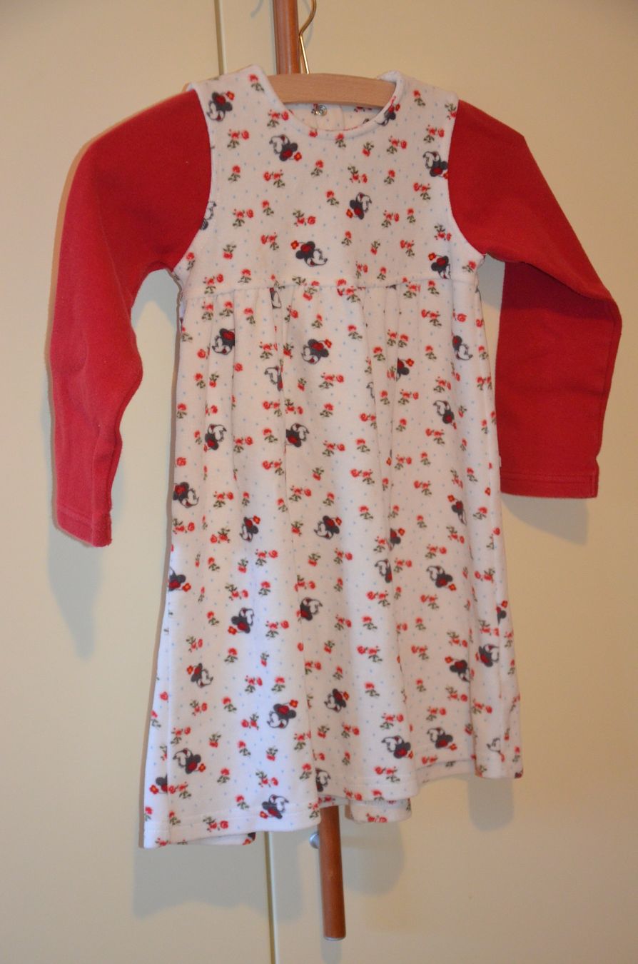 Vestiti & Gonne: TAILLE 110 - JOLIE ROBE – Usato da Chiasso venduto da Dolly015