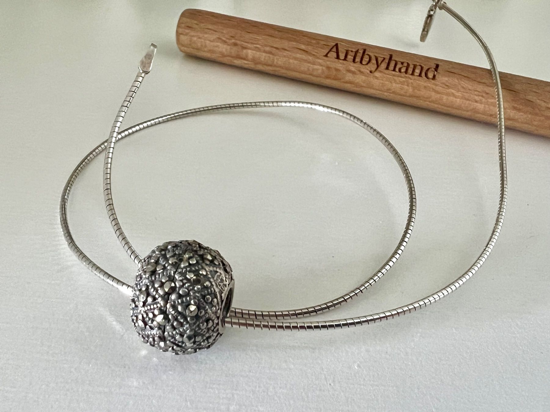 Catenine: 925 Silber Schlangenkette & funkelnder Markasit-Silberkugel – Usato da Ruswil venduto da artbyhand 4