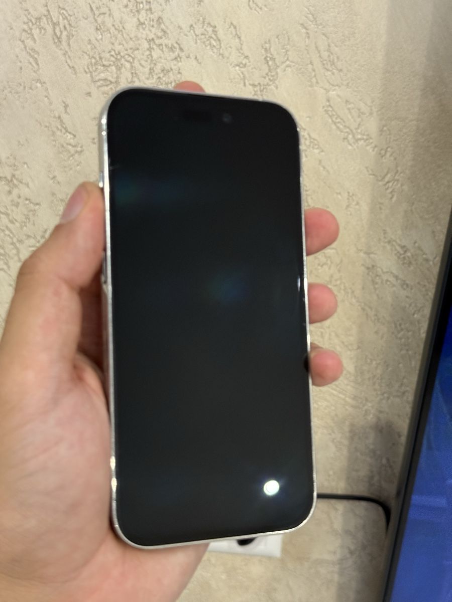 Apple Telefoni cellulari / Smartphones: Iphone 14 pro 256 gb batterie 91%  – Nuovo (secondo la descrizione) da Chippis venduto da mig_8ns6 1