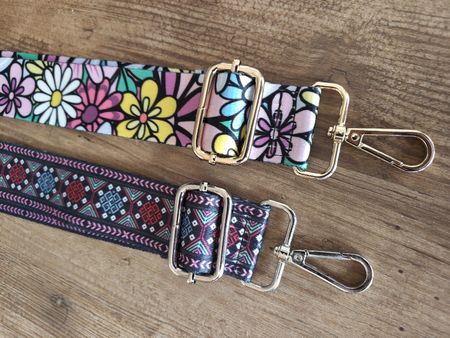 Taschenriemen mit Karabinern 2 Stk. Blumen/Muster neu