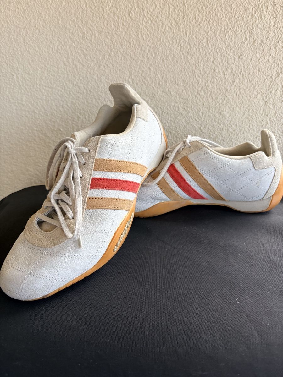 Adidas Chaussures hommes: Adidas Sneaker – D'occasion à Zumikon par Gigi64
