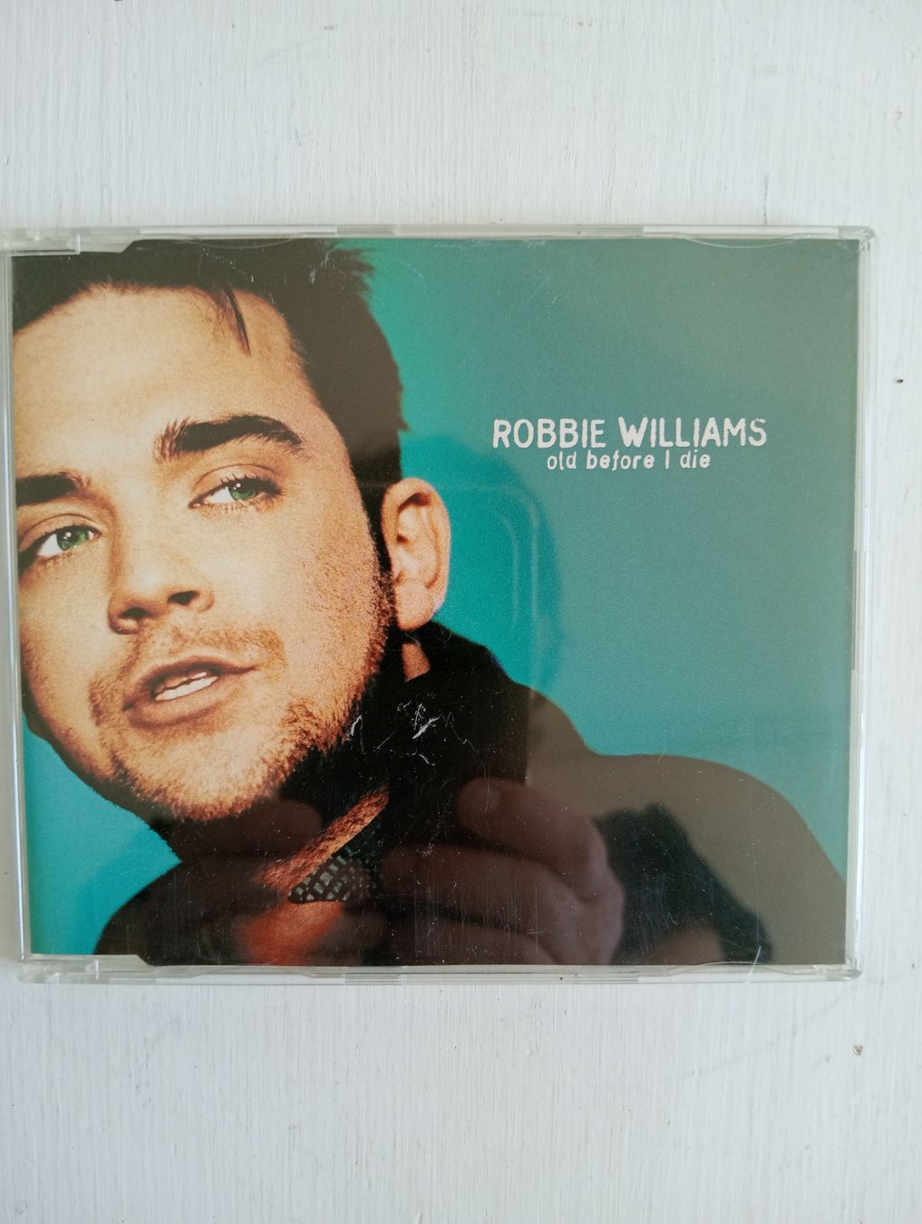 CDs: Robbie Williams - Old Before CD – D'occasion à Allschwil par Evgeniia78
