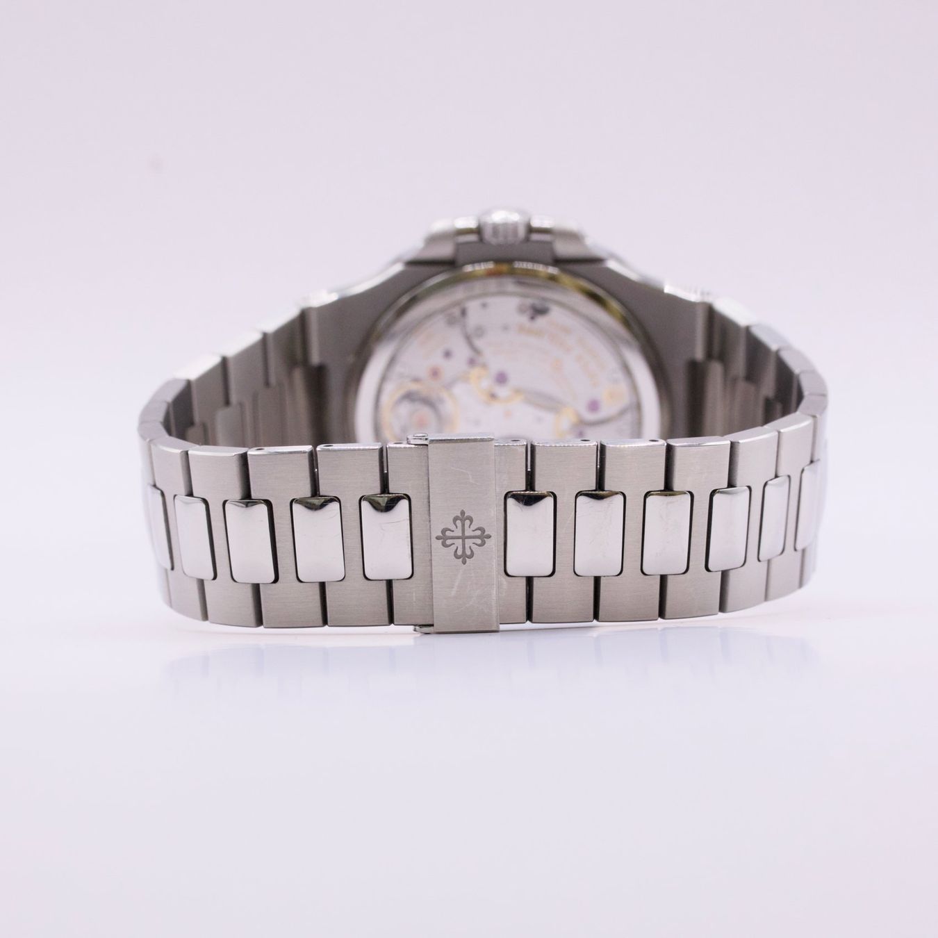 Patek Philippe Orologi: Patek Philippe Nautilus - 5712/1A - Full set 2020 – Usato da Lausanne venduto da Tawatch 4