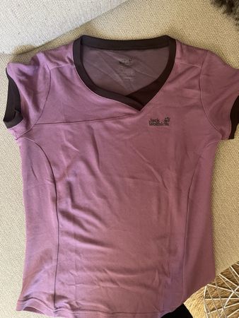 Damen T-Shirt Jack Wolfskin violett Grösse S 36