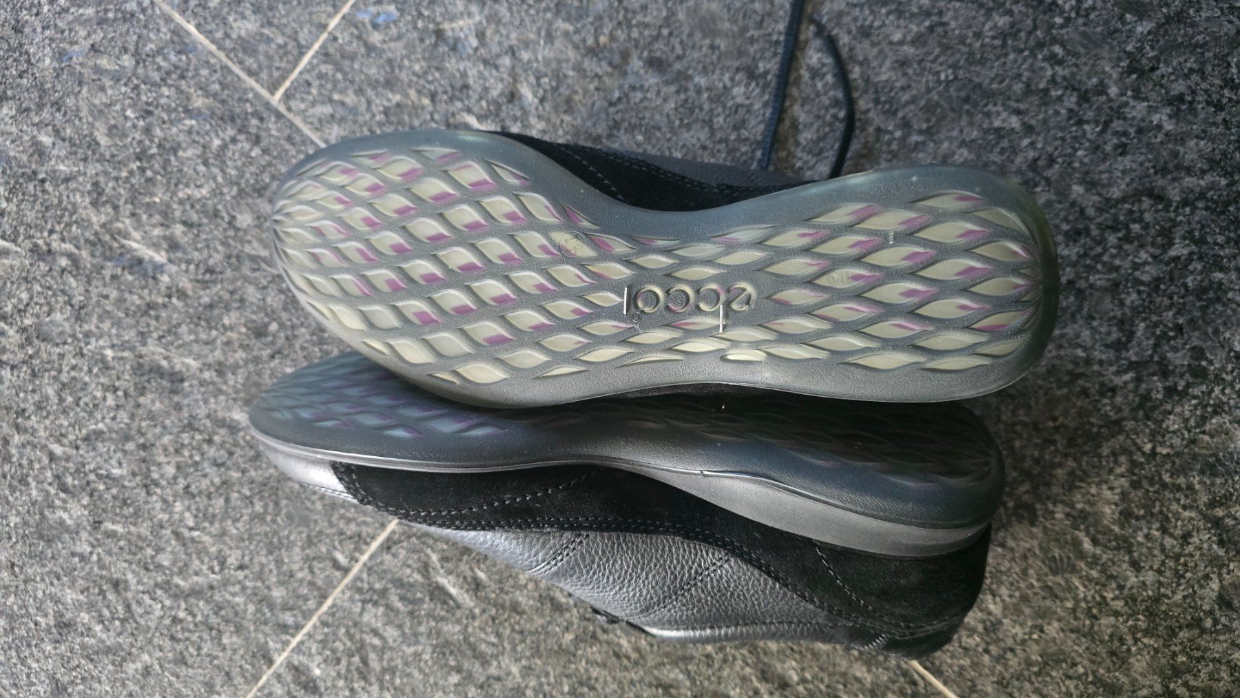 Ecco Scarpe da uomo: Ecco Halbschuhe NEU 41 – Nuovo (secondo la descrizione) da Opfikon venduto da rockqueen666 1