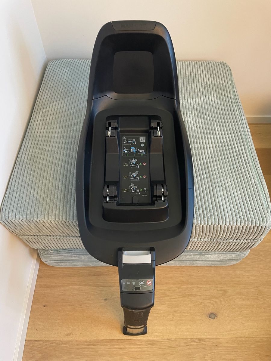 Maxi-Cosi Seggiolini per auto: Maxi-Cosi 2wayFix Base black ISOFIX used – Usato da Neuheim venduto da marshphi 2
