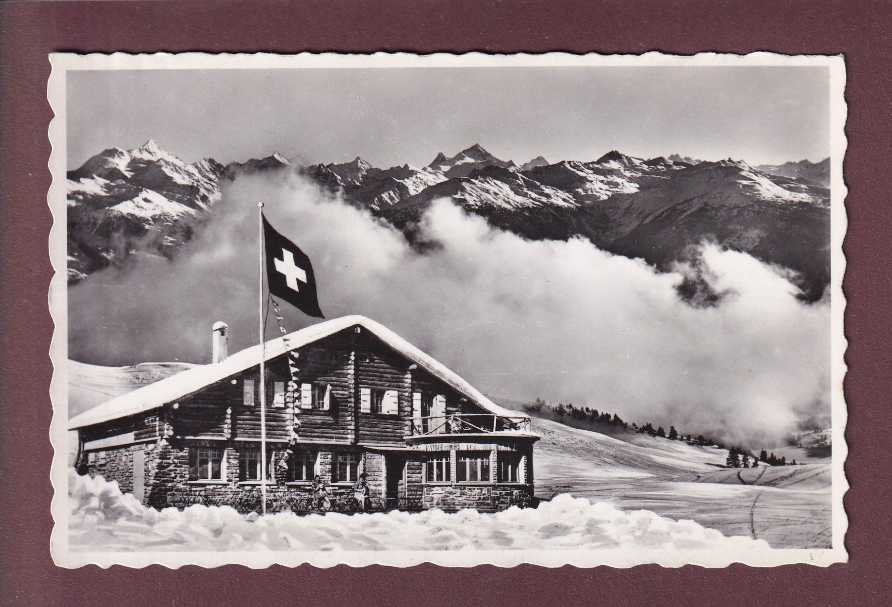 Ansichtskarten: MONT LACHAUX - Restaurant Croix d'Err – Gebraucht aus Pully von nicecards