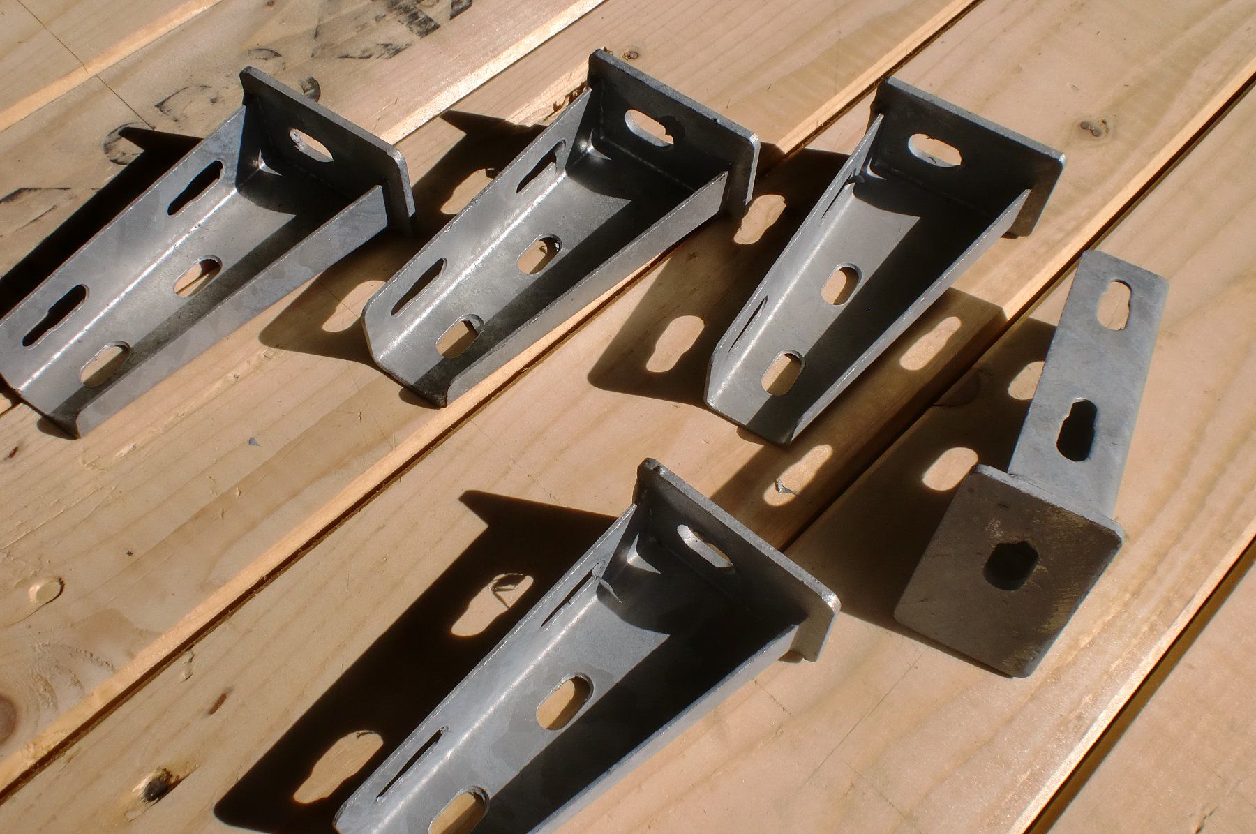 Wandhalterungen: Wandhalterung / Wandkonsolen 12cm. – Gebraucht aus wilen-gottshaus von Stawigo25 1