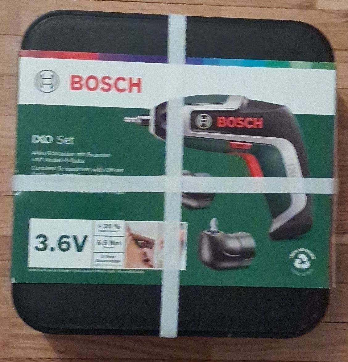 Bosch Tutti gli attrezzi: Avvitatore a batteria Bosch 3.6V con set completo – Nuovo e nell'imballaggio originale da Jona venduto da api_sdn2