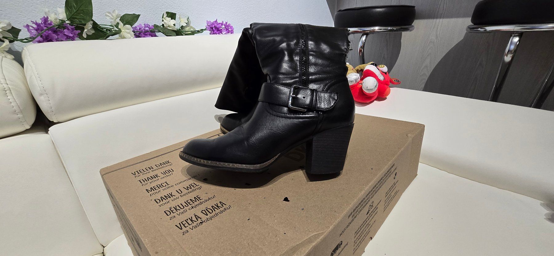 Scarpe da donna: Stiefel Grösse 39 – Usato da Chur venduto da Mikymiki 2