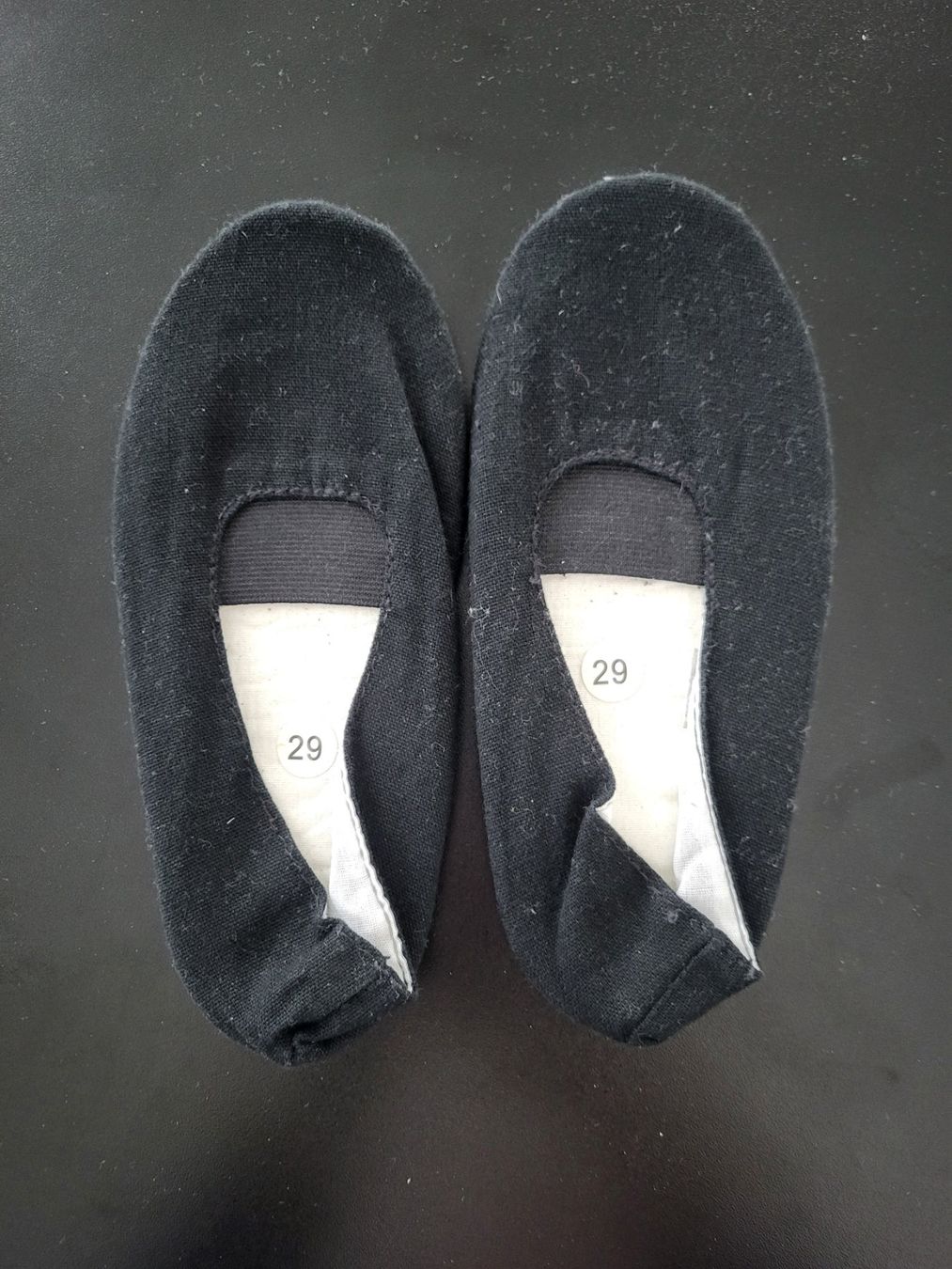 Scarpe per ragazzi: Turnfinken Turnschuhe gr. 29 neu – Usato da Boswil venduto da i12i