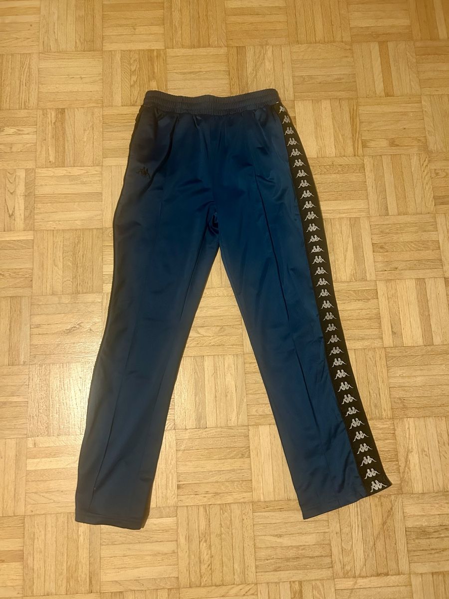 Pantaloni: Kappa training pants – Usato da Zürich venduto da chi_7k5b
