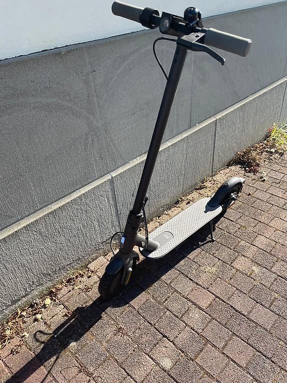 Scooter: Xiaomi Mi Electric Scooter 1S – Usato da Küsnacht ZH venduto da Dulmaa 2