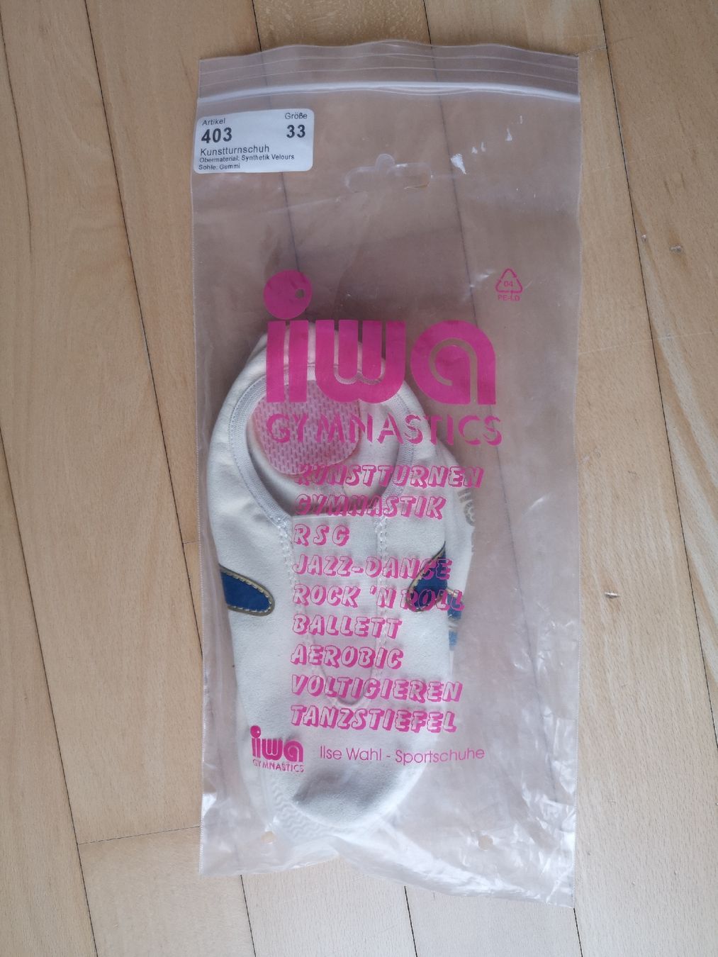 Herrenschuhe: Kunstturnschuhe iwa, neu, Grösse 33 – Neu und originalverpackt aus Kloten von yan_v2bg 1