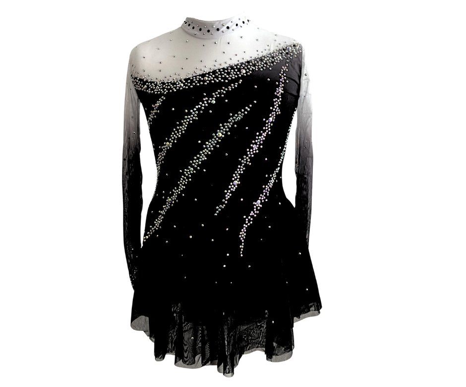 Vestiti & Gonne: Eiskunstlauf Eislauf Kürkleid - neu, 152 – Nuovo (secondo la descrizione) da Zürich venduto da tedundthea