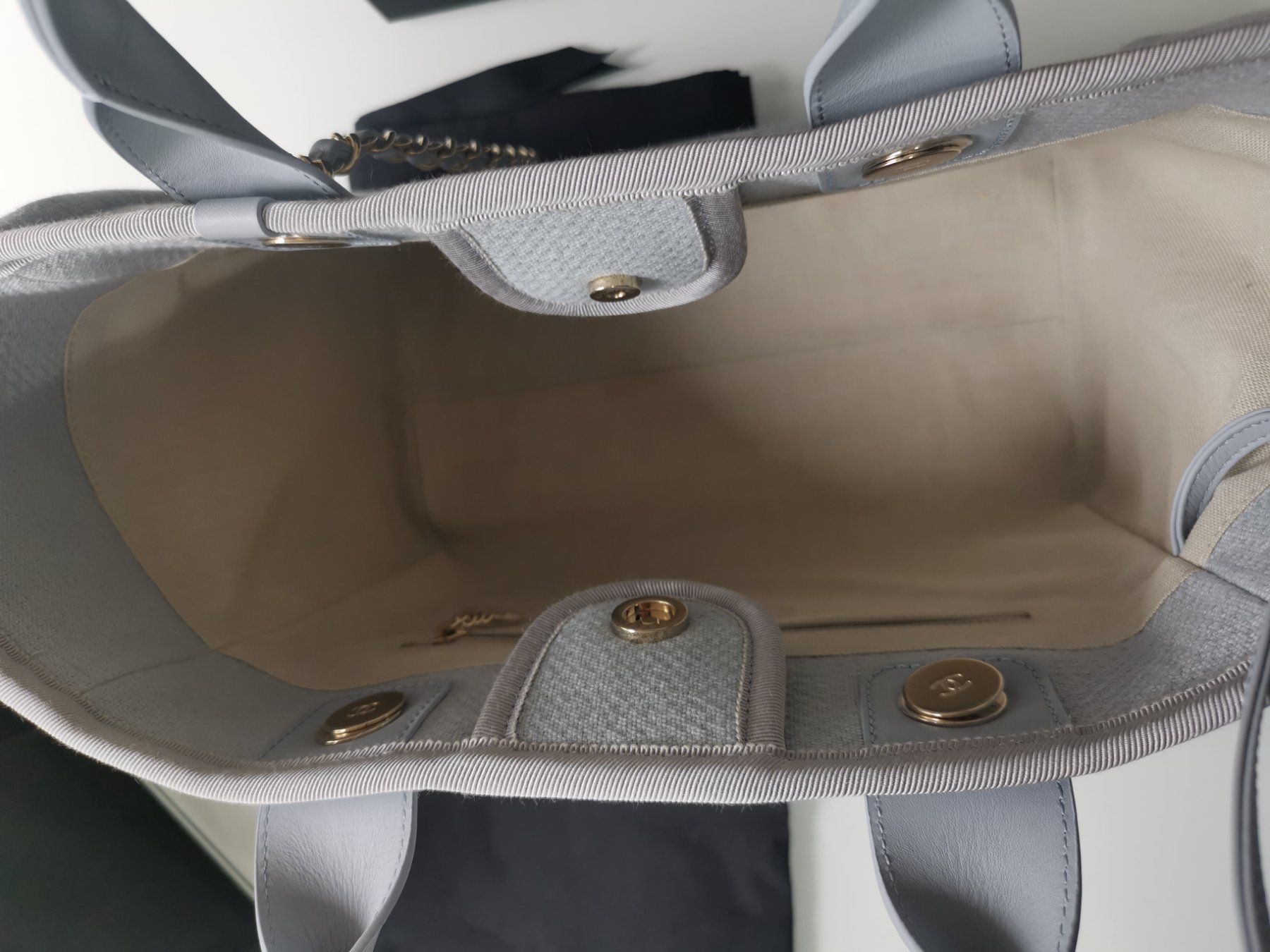 Chanel Taschen für Damen: Chanel Deauville Tasche small 29cm iceblue – Neu (gemäss Beschreibung) aus Fehraltorf von freeform2020 5