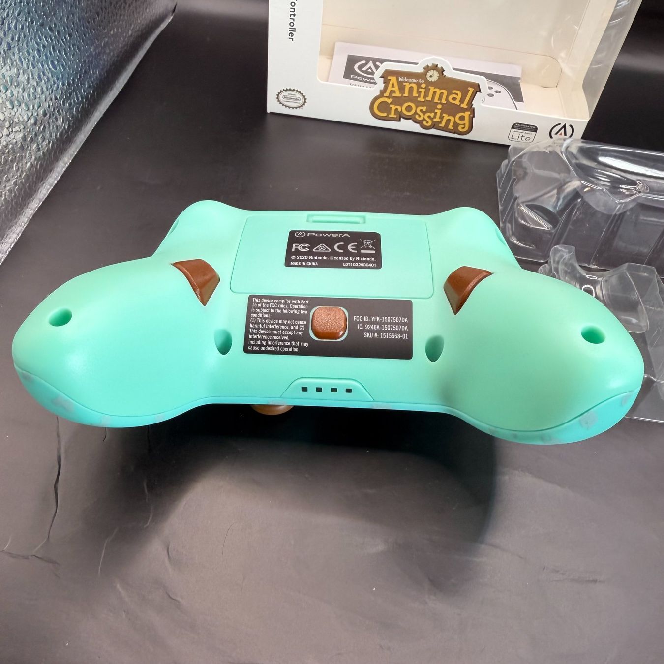 Nintendo Controller: Nintendo Switch Animal Crossing Controller – Usato da Düdingen venduto da Nerdworld 5