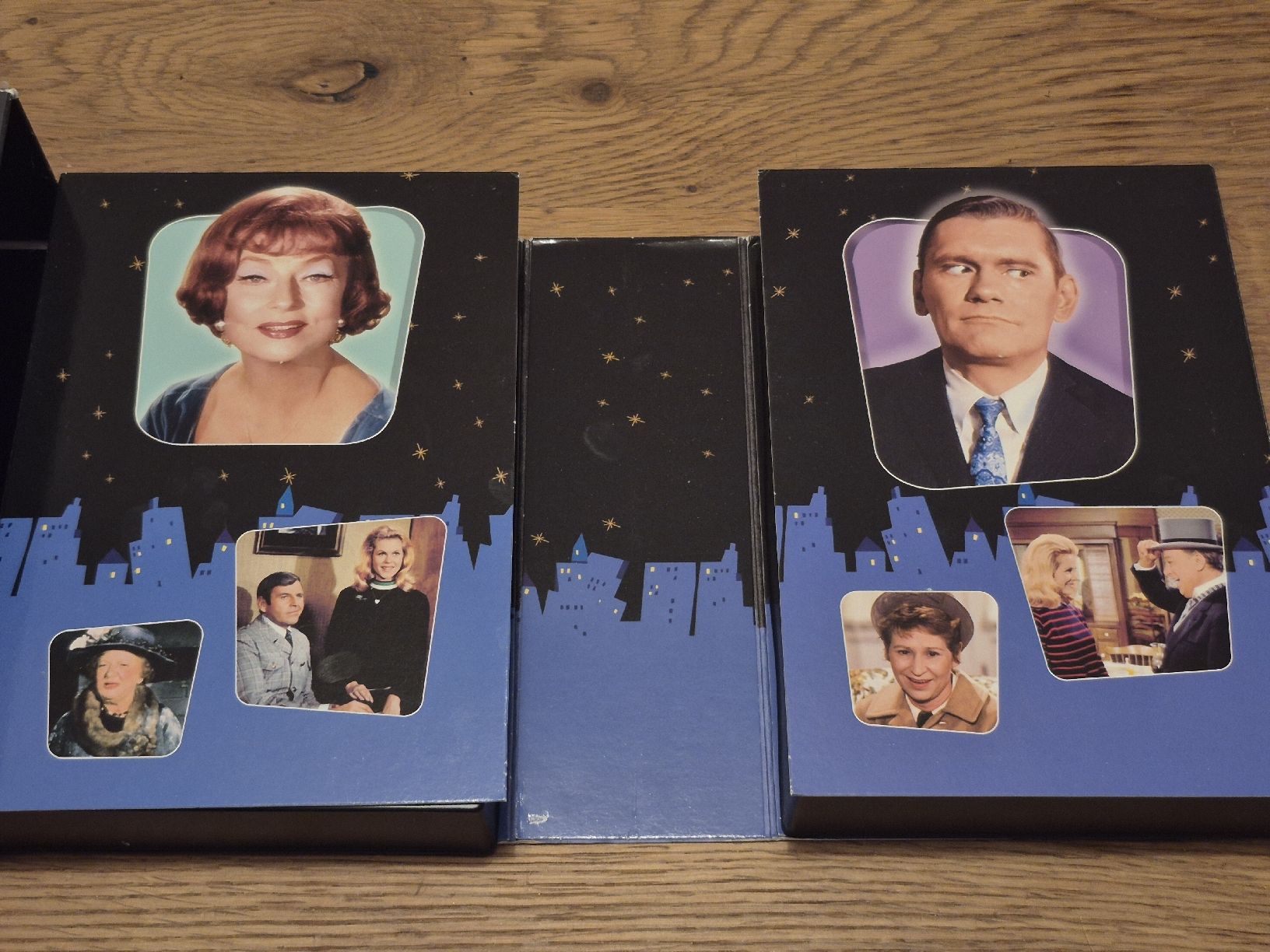 Alle DVDs: Bewitched - The Complete Series - Elizabeth Montgomery Code1 – Gebraucht aus Oberembrach von giu_7ksd 7