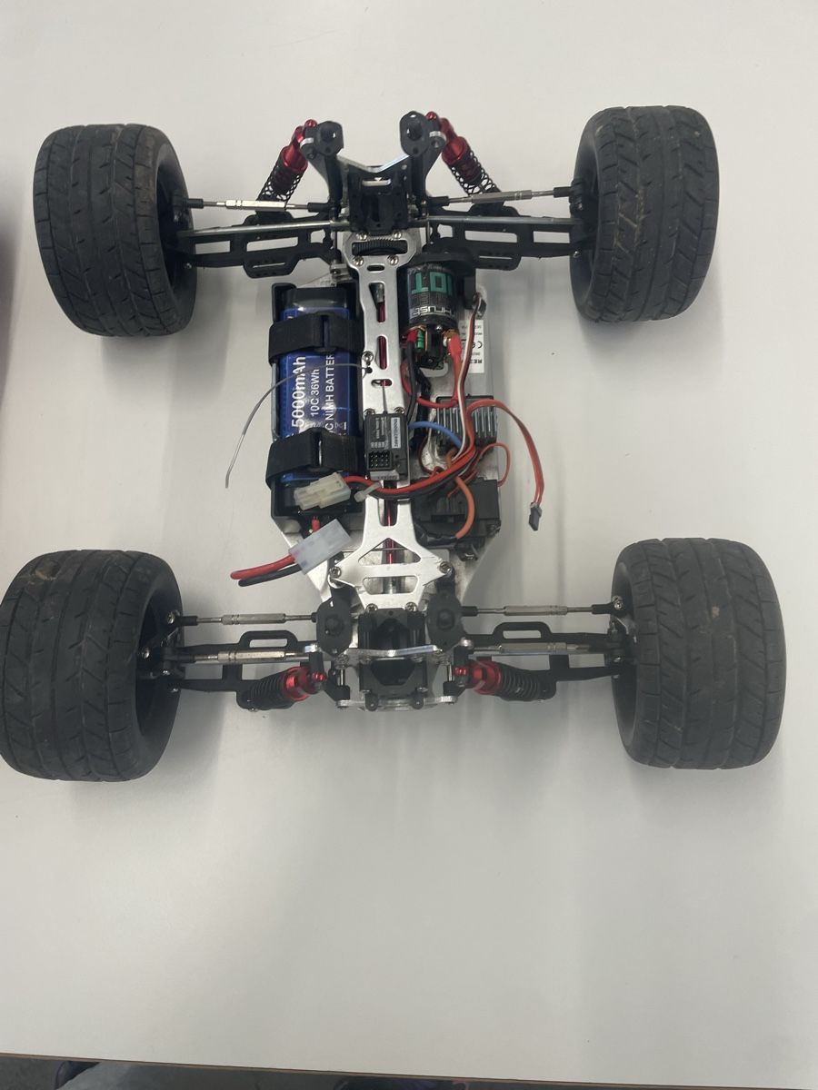 RC Kits de montage: Ferngesteuertes Auto  – D'occasion à Horgen par adi_k2c6 2