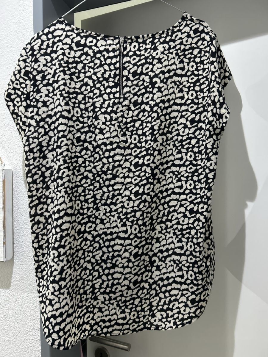 Only Blusen: Bluse von Only, Grösse 40, blau-creme – Neu (gemäss Beschreibung) aus Erlinsbach SO von hallon480 1