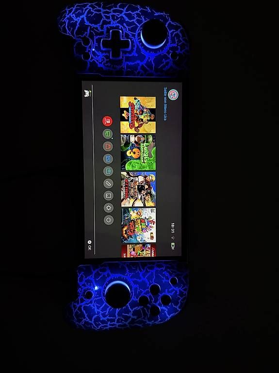 Konsolen: Switch OLED mit vielen Extras – Gebraucht aus Arbon von Mero_Az