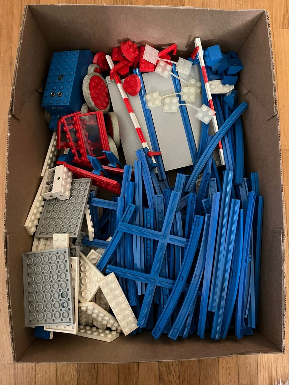 Lego Giocattoli: Lego 4.5V Eisenbahn – Usato da Inwil venduto da woly99