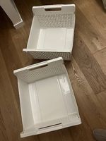 2 grands paniers à linge blancs 