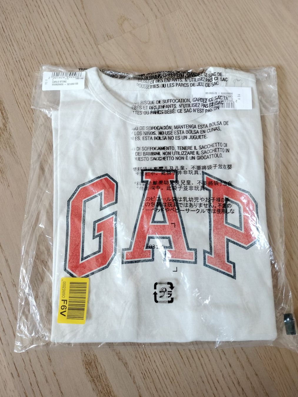 Gap Camicie, T-shirt & Polo: T-Shirt Grösse 140 GAP – Nuovo e nell'imballaggio originale da Neftenbach venduto da TheKringel