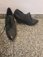 Stiefeletten mit Keilabsatz, Gr. 39.5