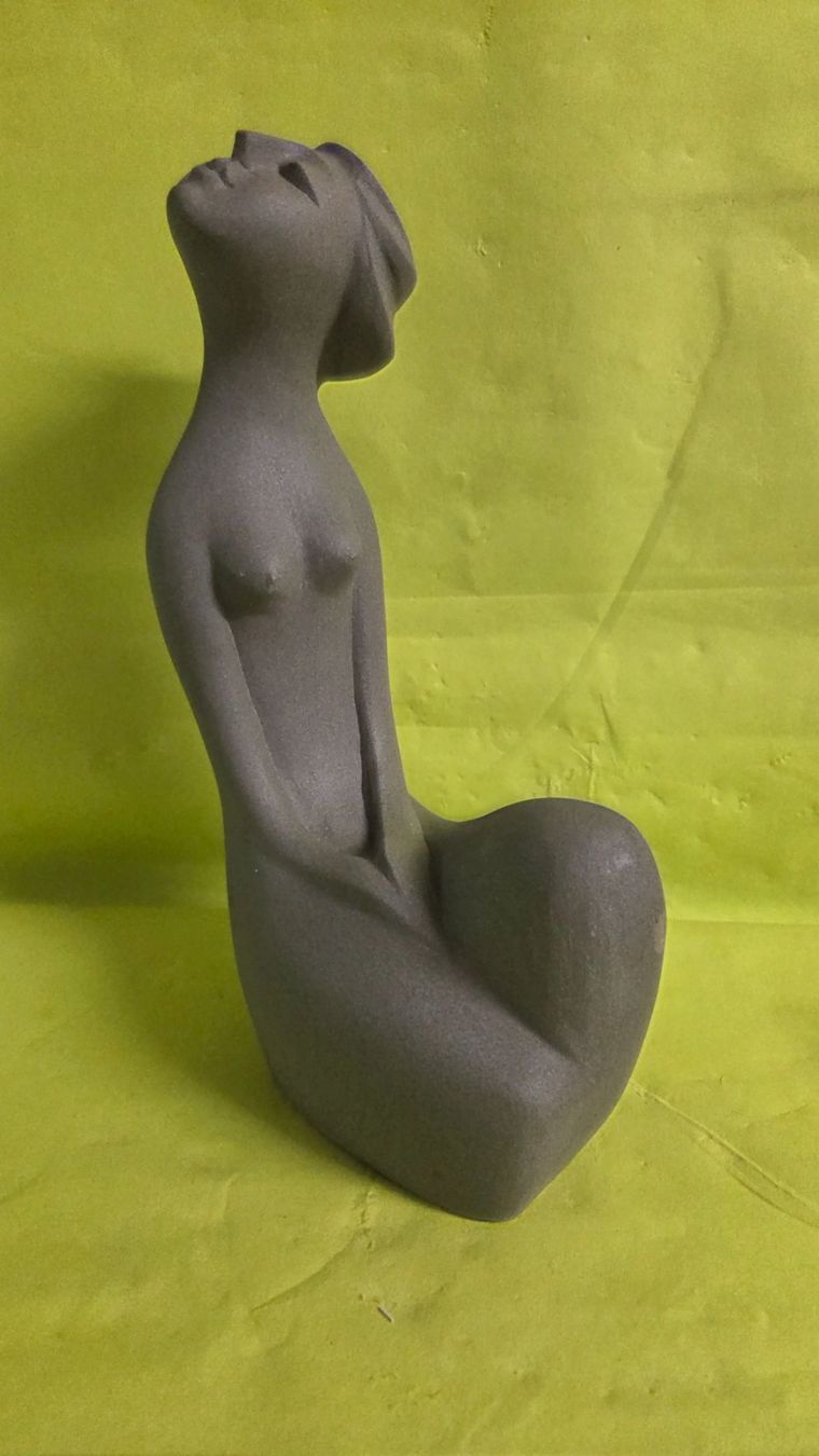 Sculture & Statue: Sandstein Statue Frau sitzend 30cm – Nuovo (secondo la descrizione) da Roggliswil venduto da Mabelco 1
