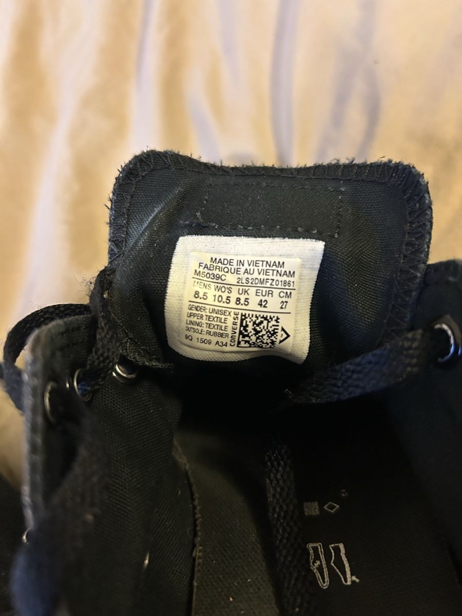 Converse Chaussures hommes: Baskets Converse noires homme taille 42 – D'occasion à Geneveys-Coffrane par h3ll0punky 3