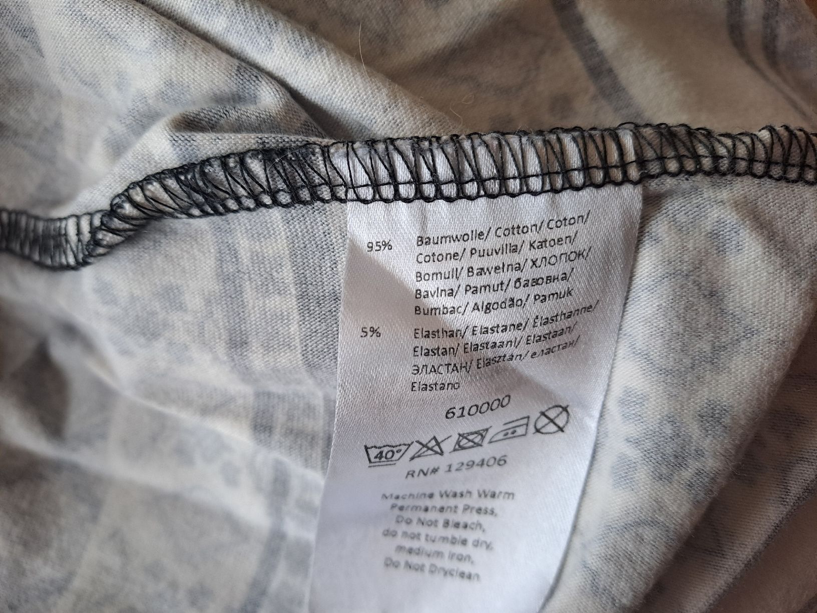 Vestiti: Schönes gemustertes Tunika-Kleid – Nuovo (secondo la descrizione) da Oberhasli venduto da Lea98 3