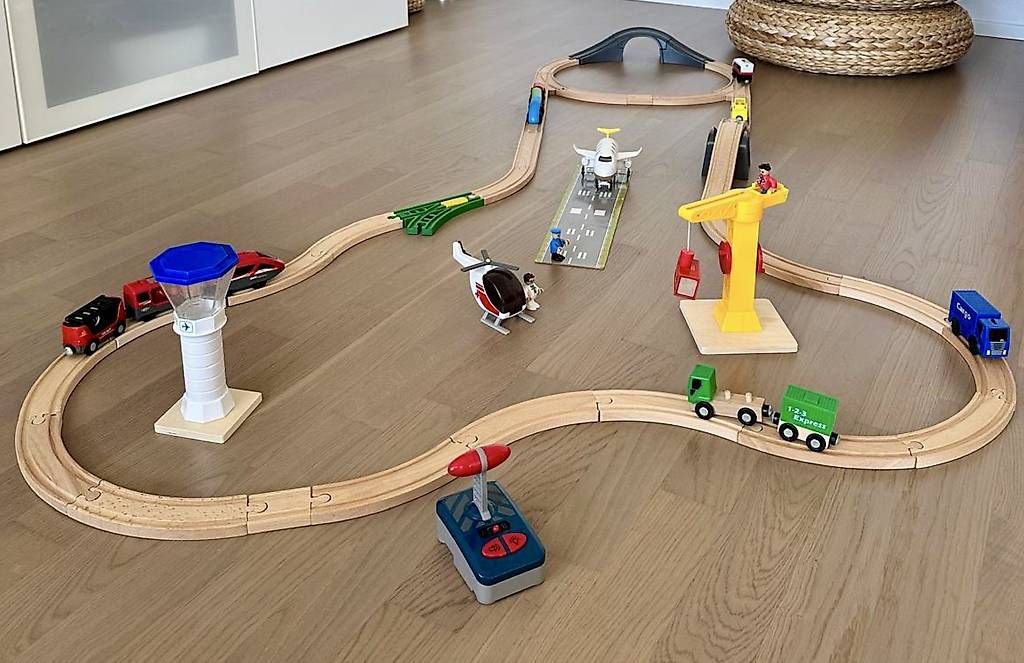 Jouets: Holzeisenbahn – D'occasion à Malters par frangecko 1