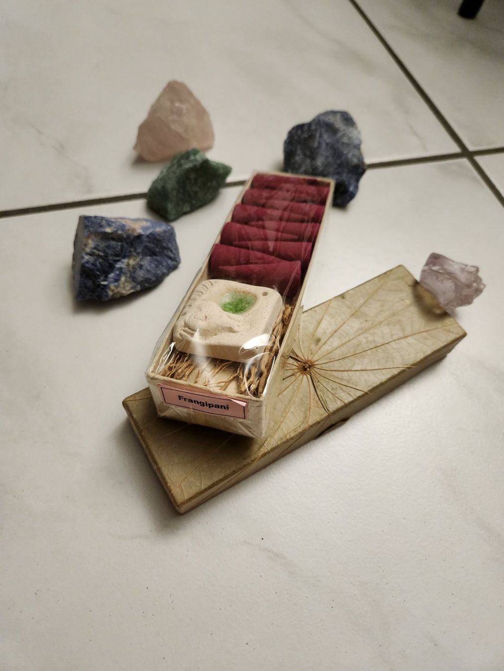Parfum & Eau de Toilette: Räucherstäbli Box Thailand inkl Halter – Neu und originalverpackt aus Fislisbach von Eye-Arts 1