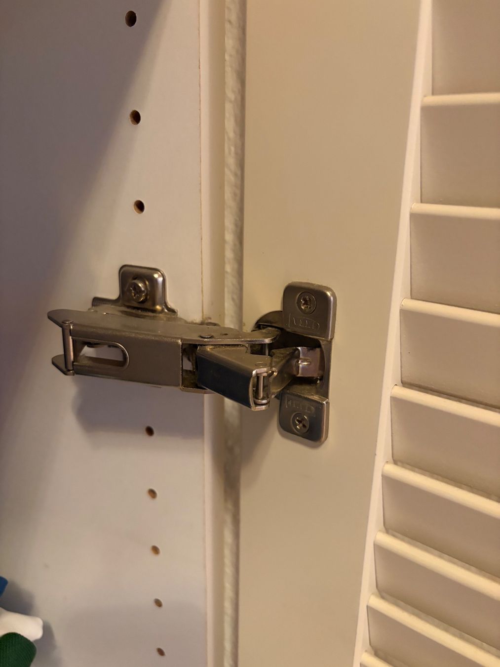 Ikea Armadi: Kleiderschrank – Usato da Freidorf TG venduto da ibipatria 4