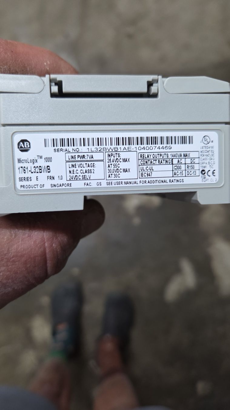 Componenti elettronici: ALLEN BRADLEY Micro Logix 1000 Controller – Usato da Engwilen venduto da dmr_wr8k 1
