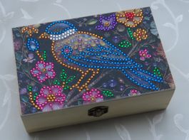 Boîte en bois décorée "oiseau" -  Peinture diamant