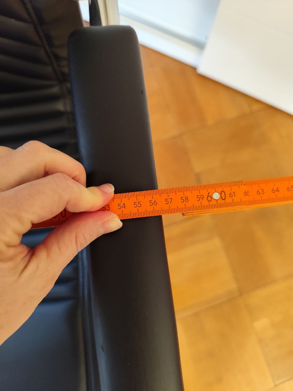 Sedie: Freischwinger Lederstuhl – Usato da Zufikon venduto da Pati_ag 4