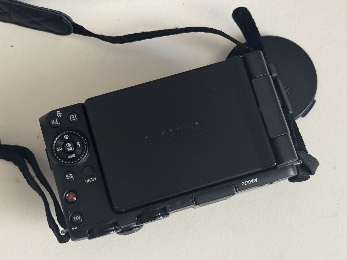 Samsung Fotocamera: Samsung Ex1 Kompaktkamera F1.8 – Usato da Brugg AG venduto da 50sven 3