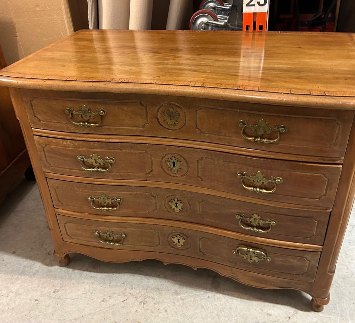 Kommoden: Commode – Gebraucht aus Belmont-Lausanne von yai01