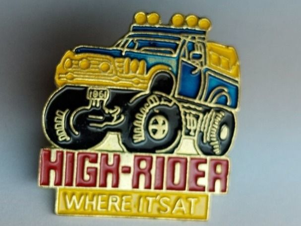 Placchette & Badge: Auto   Pin – Usato da Zürich venduto da t24_de
