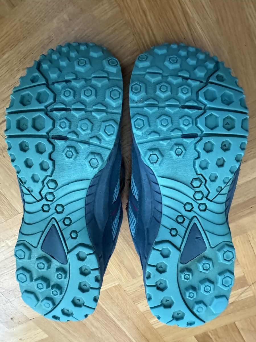 Mammut Chaussures filles: Kinder Wanderschuhe Mammut, Gr. 33 – D'occasion à Kilchberg ZH par Von_dutch 4
