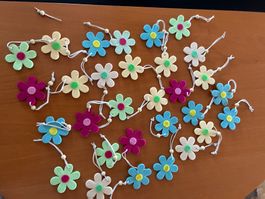 30 Stück Filzblumen
