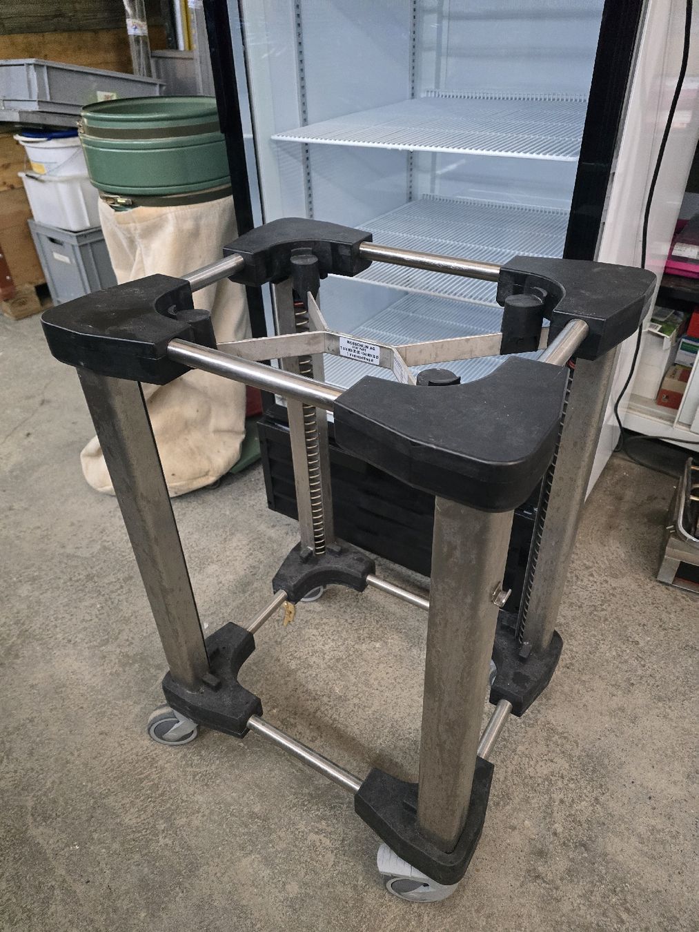 Mobili & Arredamento: Tablarwagen 35 x 25 ##46 – Usato da Wuppenau venduto da Gastro.Wuppenau 2