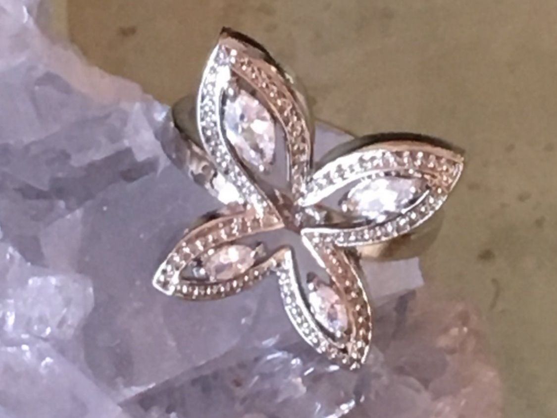 Anelli: Tolle Schmetterling Ring Gr. 56 – Nuovo (secondo la descrizione) da Prilly venduto da ilyria73