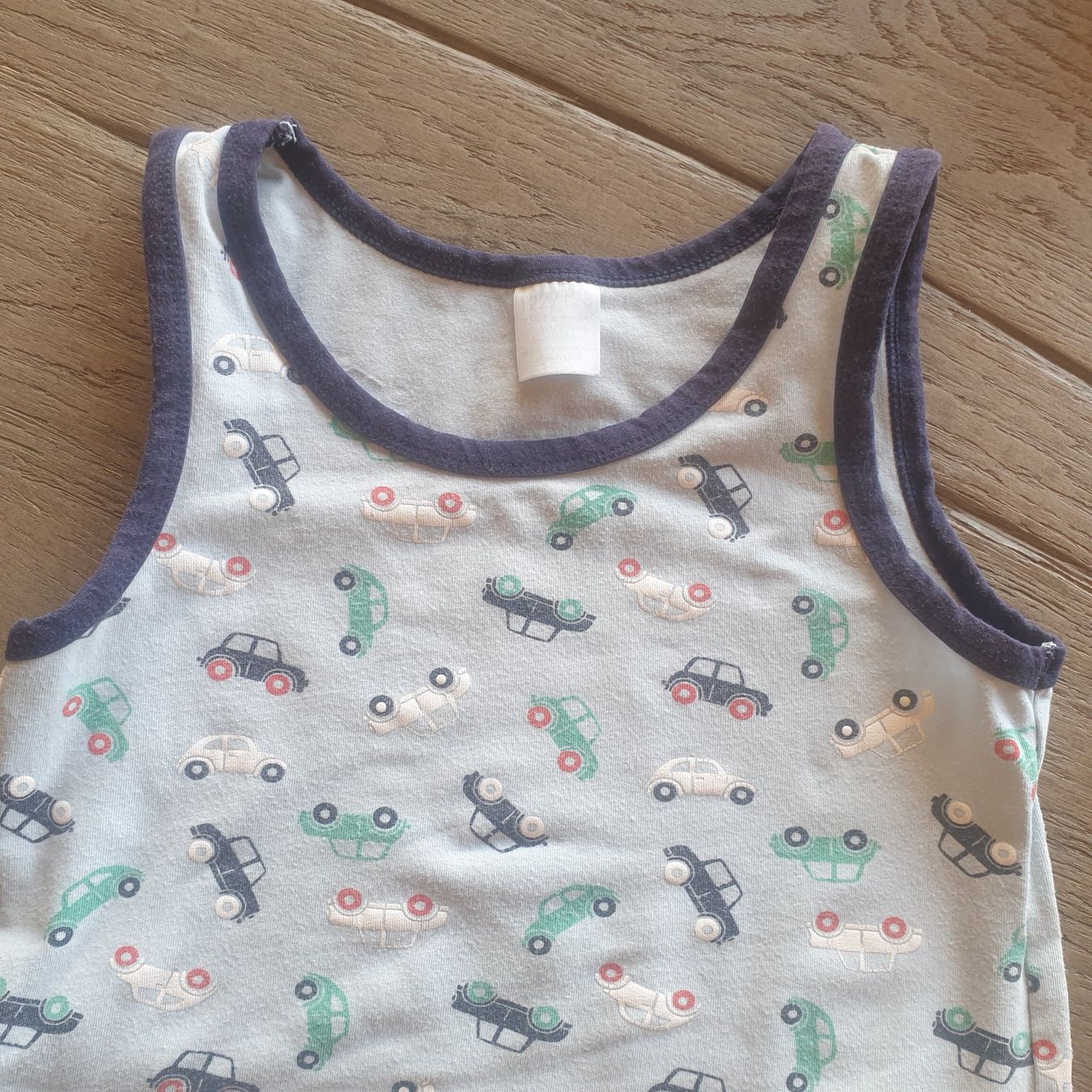 Unterwäsche: 🐸 UNTERHEMD 122 / 128 AUTOS – Gebraucht aus Môtier (Vully) von Frogs 1