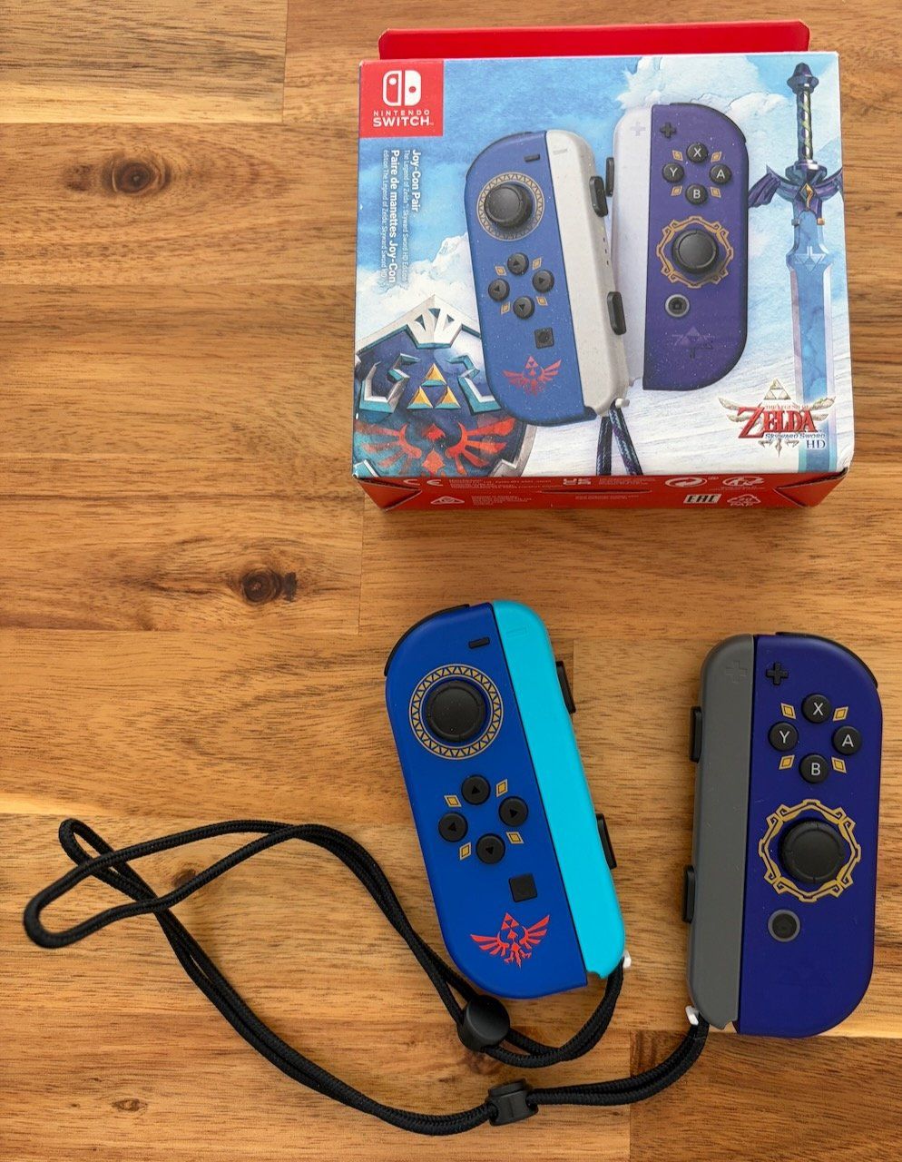 Nintendo Manettes: Nintendo Switch Joy-Con Zelda Edition – D'occasion à Weinfelden par gigik