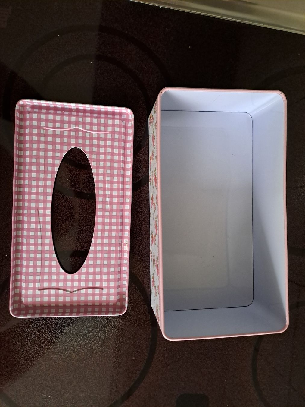 Tutte le decorazioni: Romantische Taschentuchbox Rosenmuster – Usato da Rickenbach LU venduto da bishiida 5